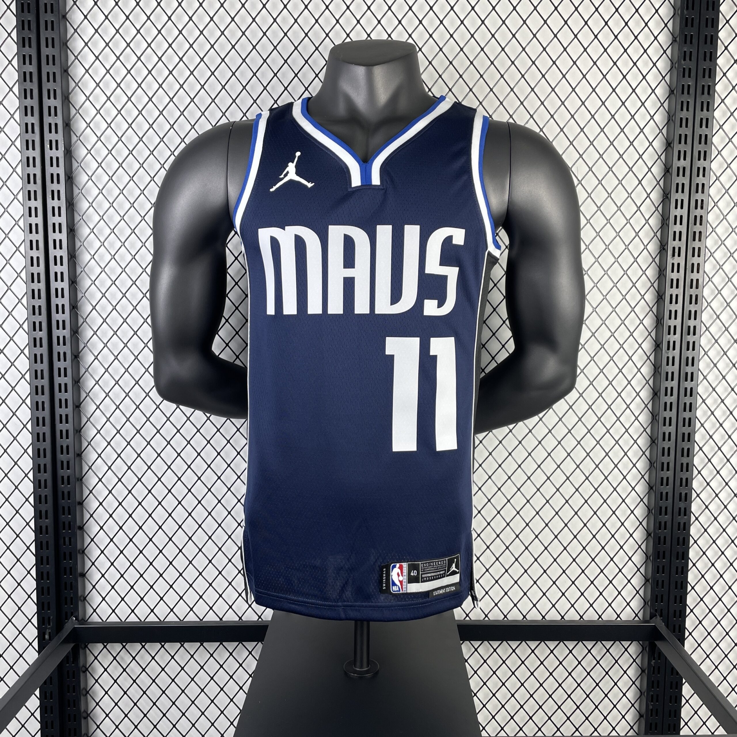 Regata Azul-Marinho do Dallas Mavericks Irving Nº 11 2023/24