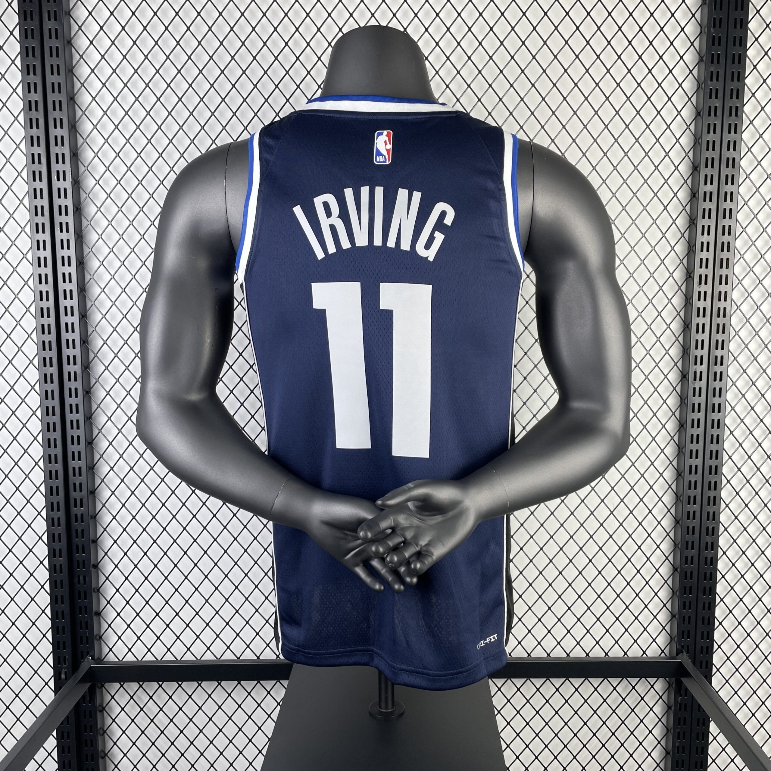 Regata Azul-Marinho do Dallas Mavericks Irving Nº 11 2023/24