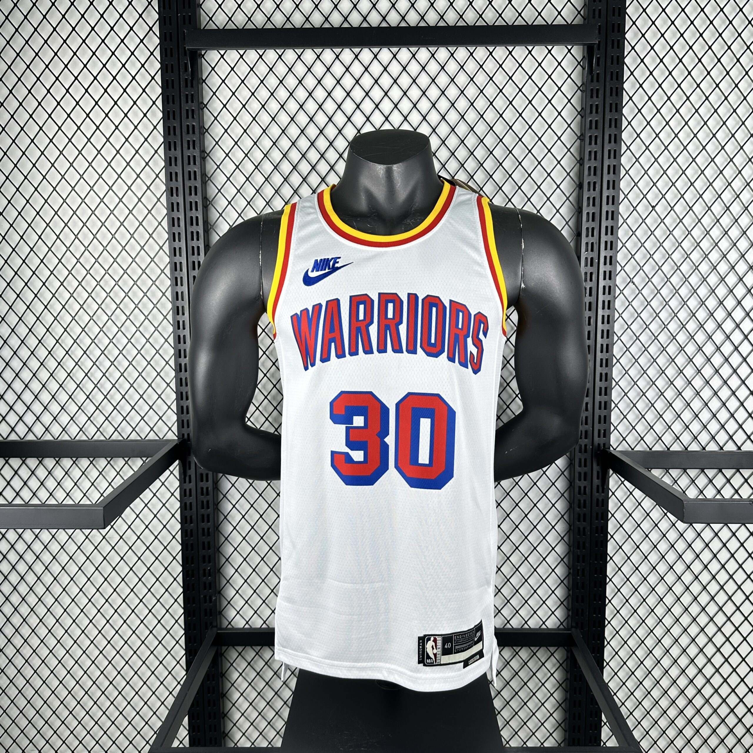 Regata Retrô do Golden State Warriors Curry Nº 30 2024/25