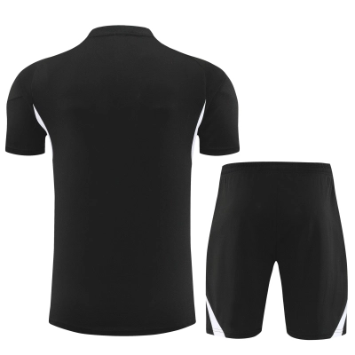 Kit de Treino do Liverpool 2025/26 Preto e Vermelho 02