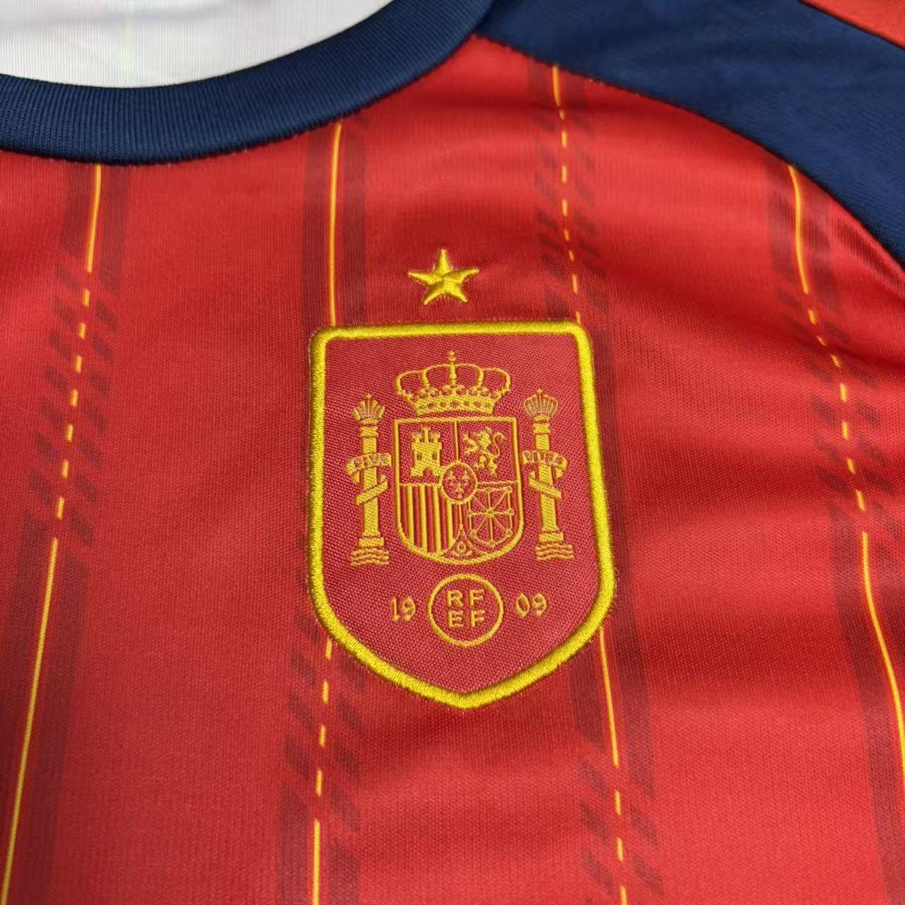 Kit Infantil Home da Espanha 2026