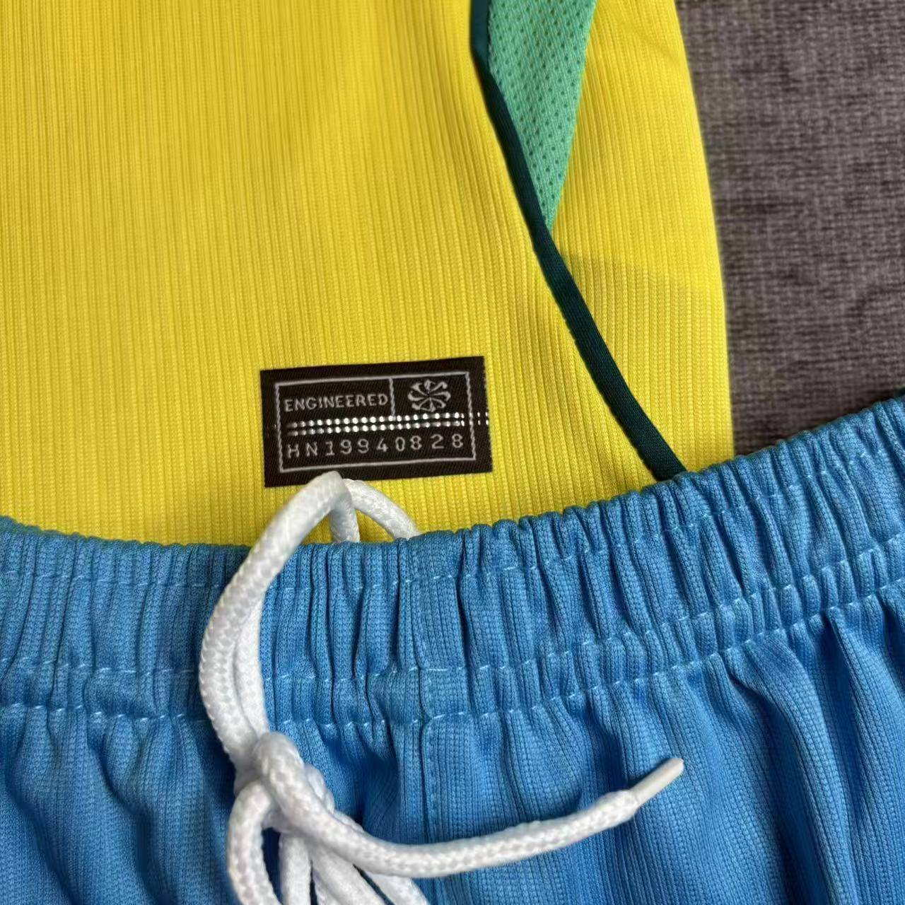 Kit Infantil Home do Brasil 2026 Amarelo com Shorts