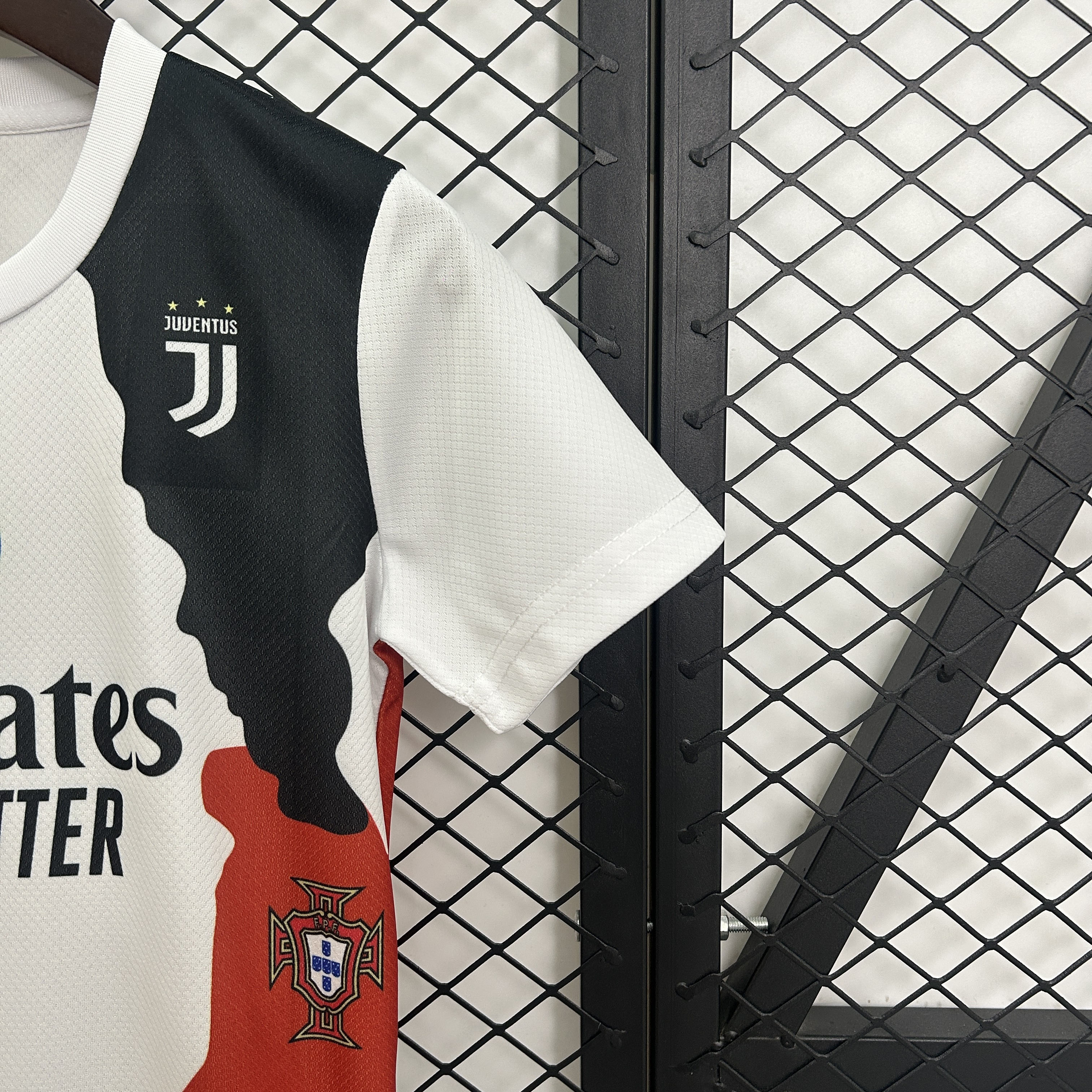 Kit Infantil Cristiano Ronaldo Career Edition 