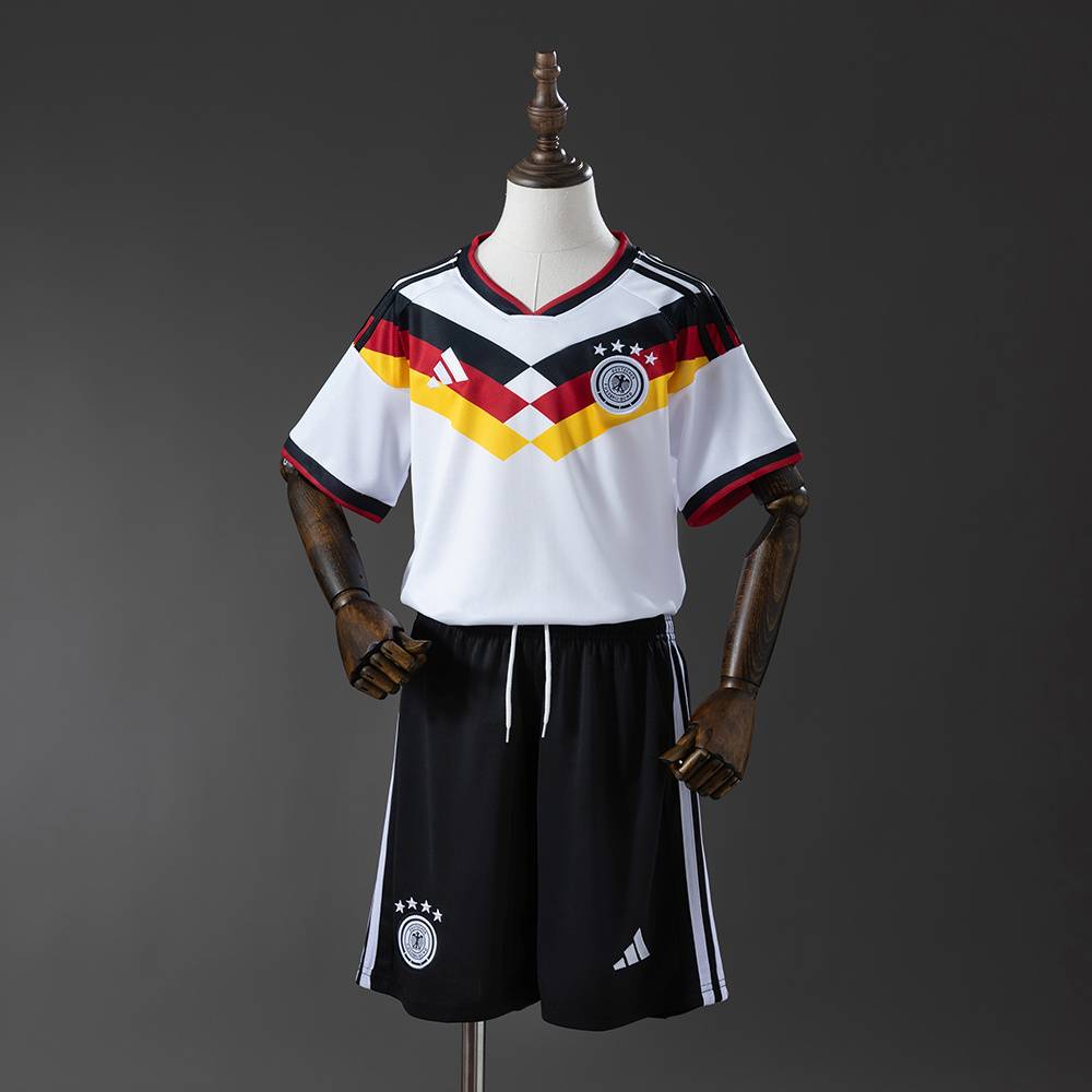Kit Infantil Home da Alemanha 2026