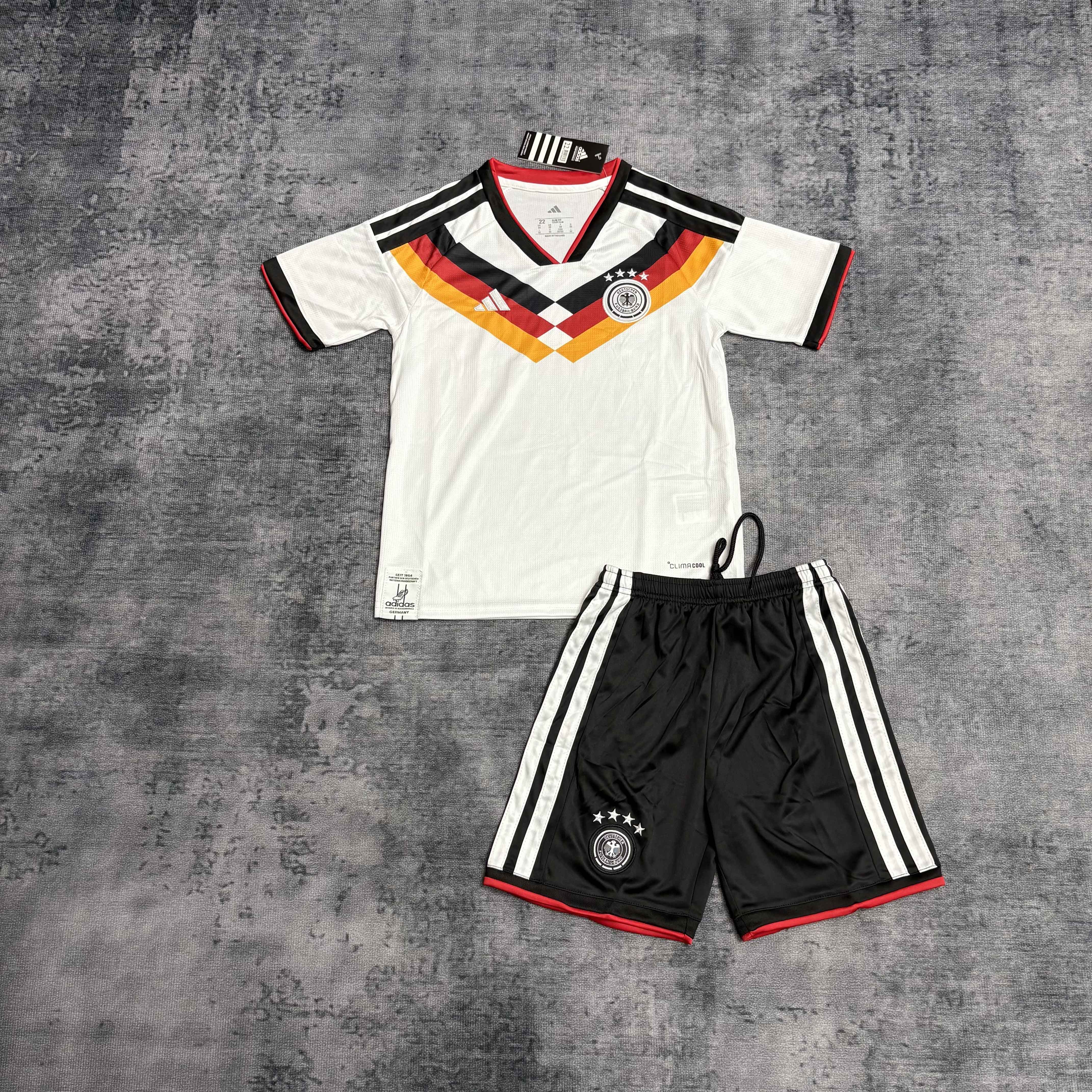 Kit Infantil Home da Alemanha 2026