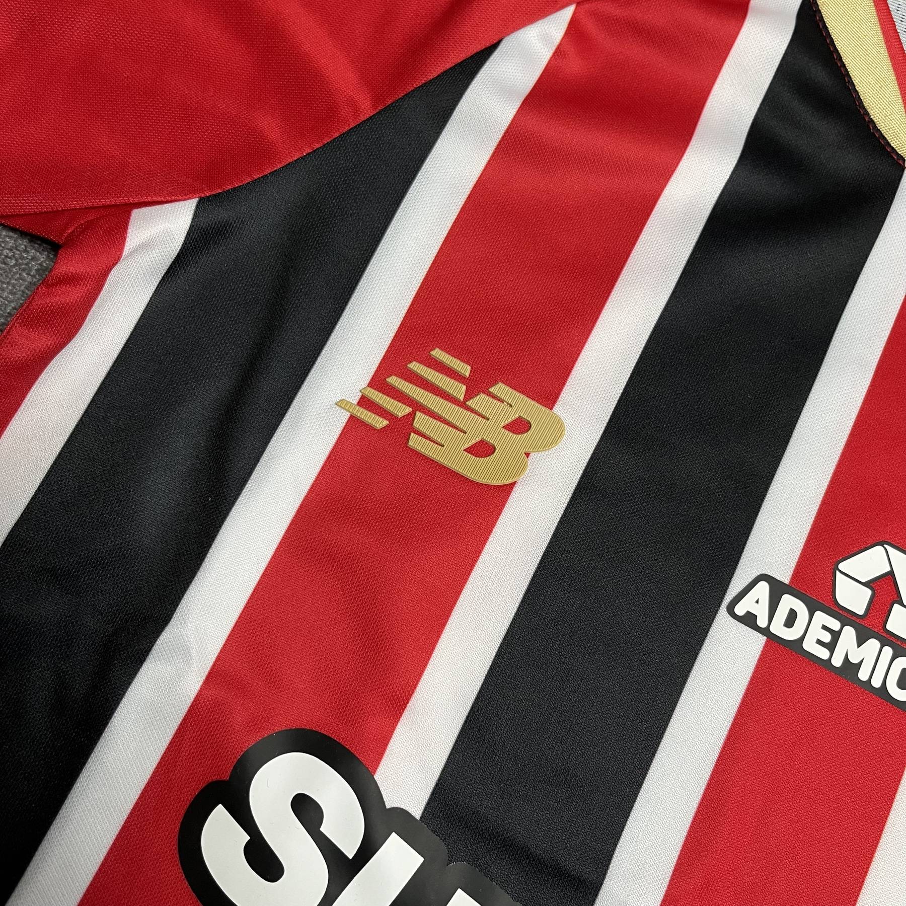 Conjunto Infantil Away do São Paulo 2025-2026