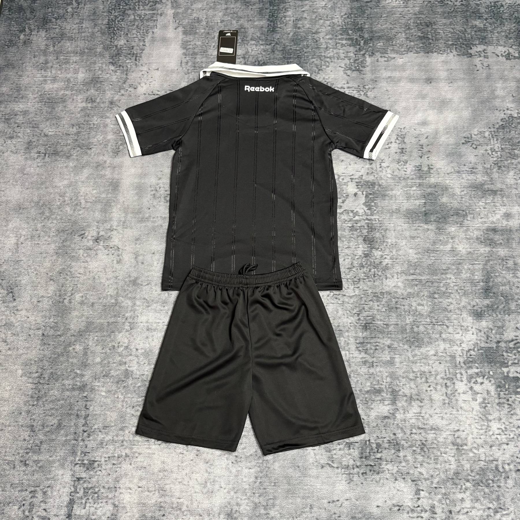 Kit Infantil Away do Botafogo 2025 Preto com Camisa e Shorts