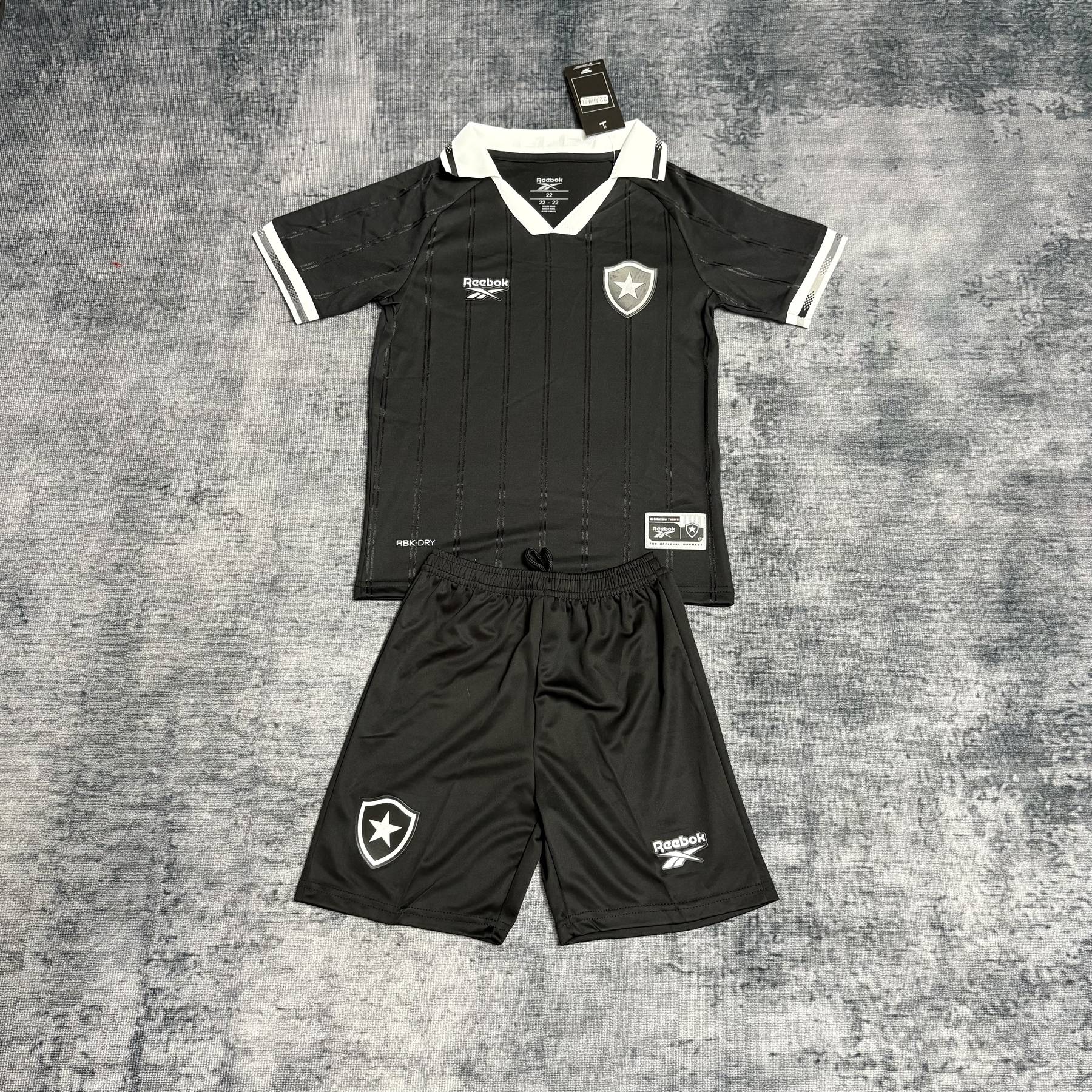 Kit Infantil Away do Botafogo 2025 Preto com Camisa e Shorts