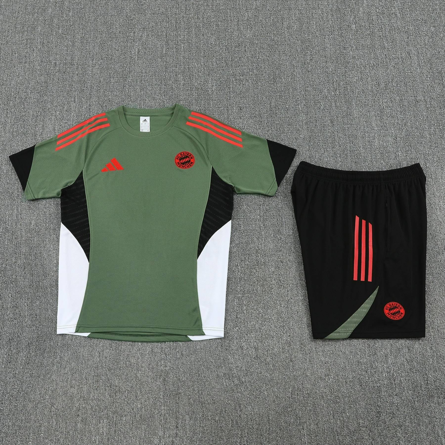 Kit de Treino do Bayern de Munique 2025-2026 Verde-Escuro