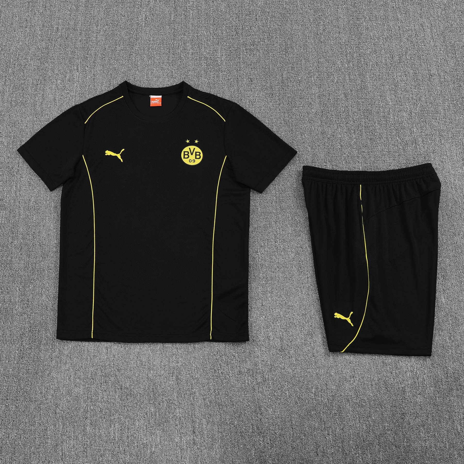 Kit de Treino do Borussia Dortmund 2025-2026 Preto com Detalhes Amarelos
