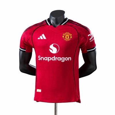 Camisa Versão Jogador Home do Manchester United 2025 01
