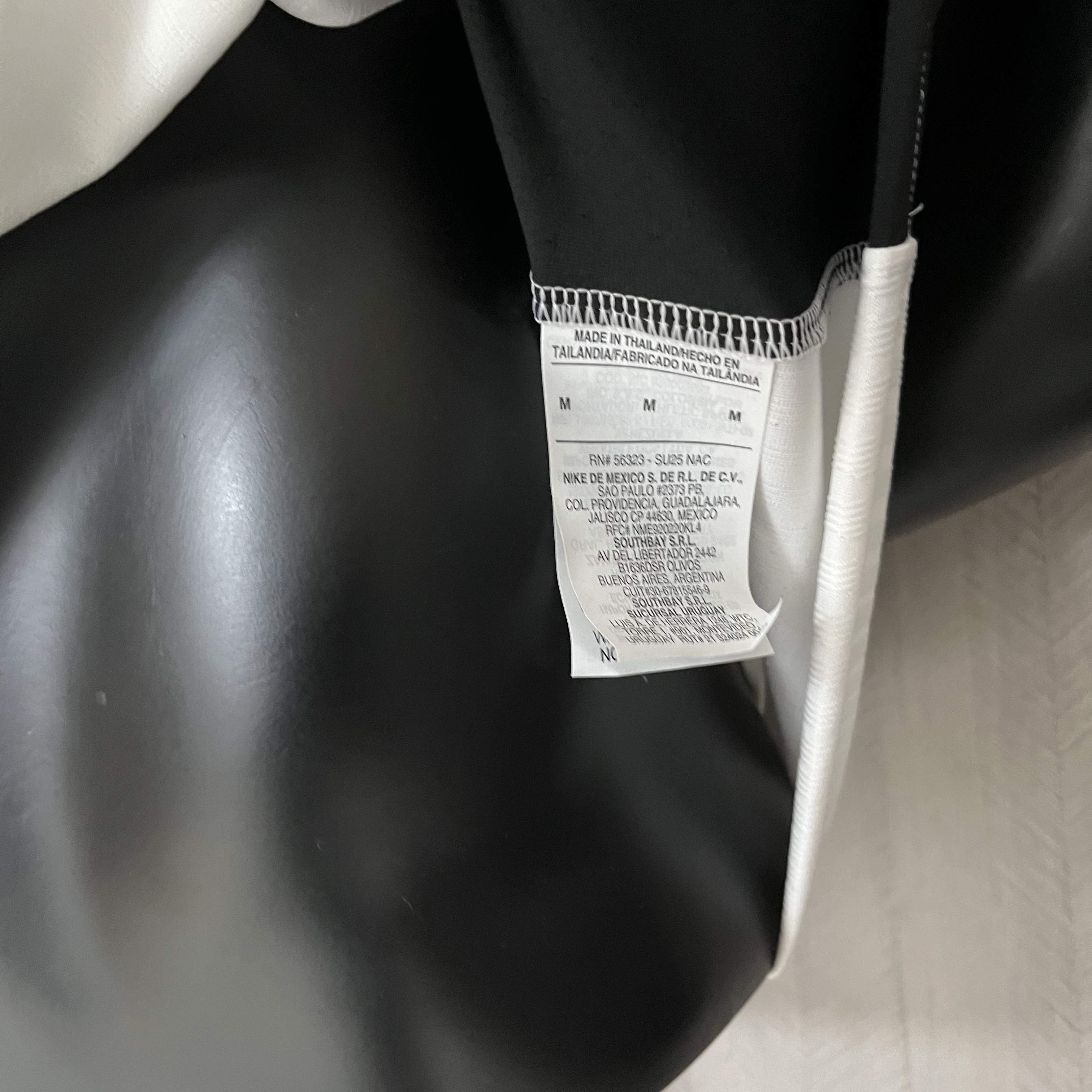 Camisa Versão Jogador Home Branca e Preta do Corinthians 2025/26