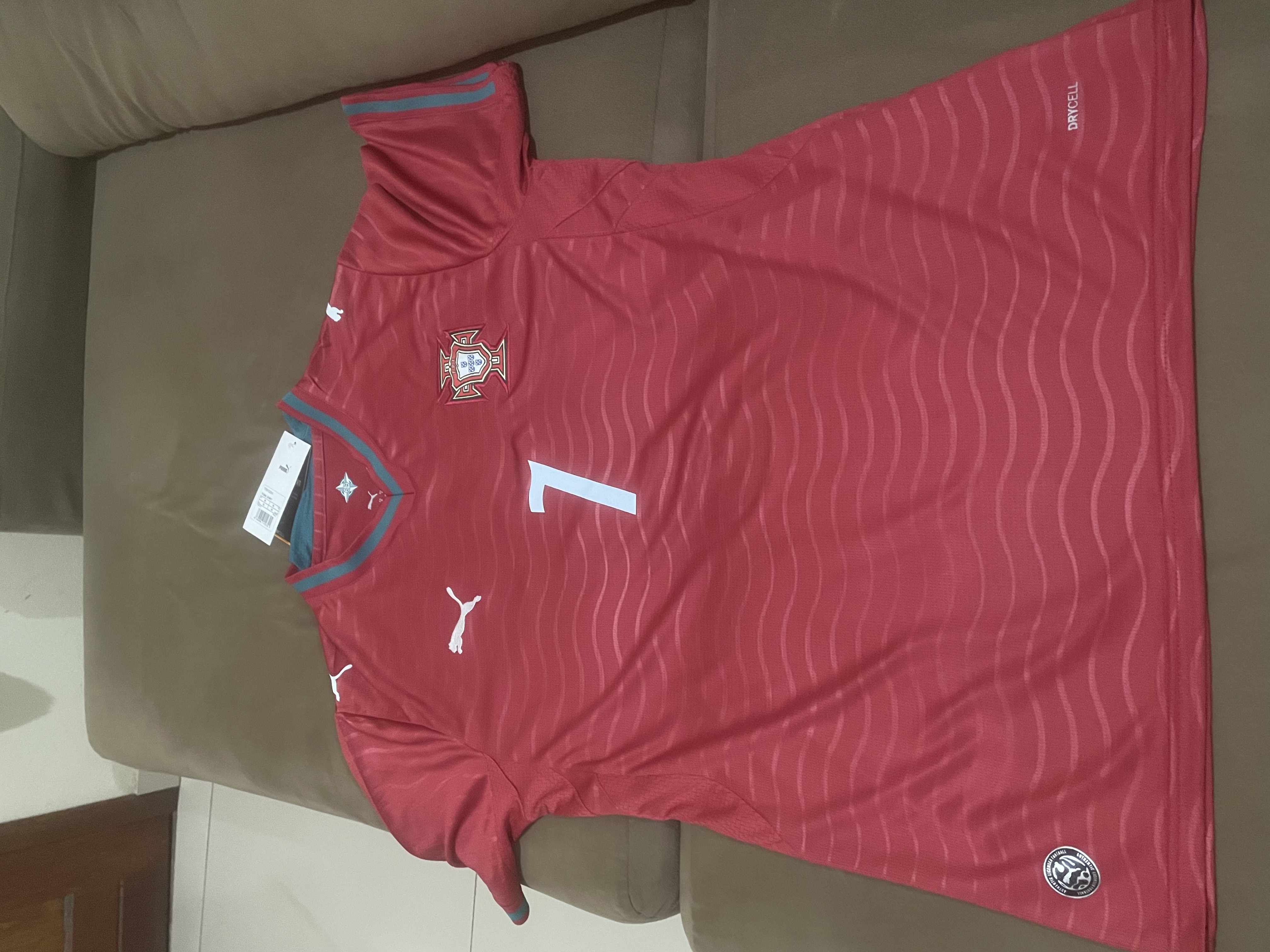 Camisa Torcedor Home de Portugal 2026 review Adriano Gomes 01