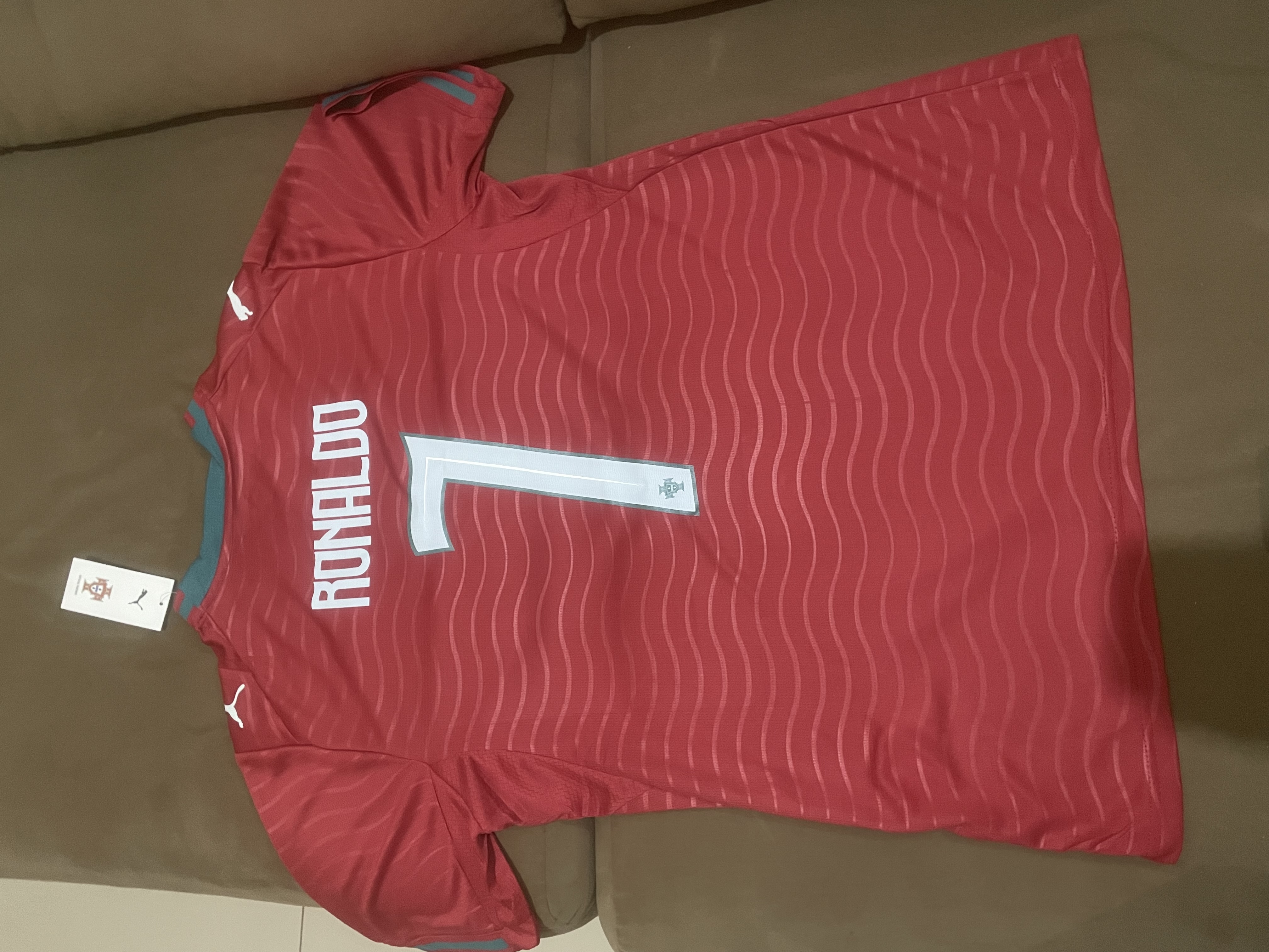 Camisa Torcedor Home de Portugal 2026 review Adriano Gomes 02
