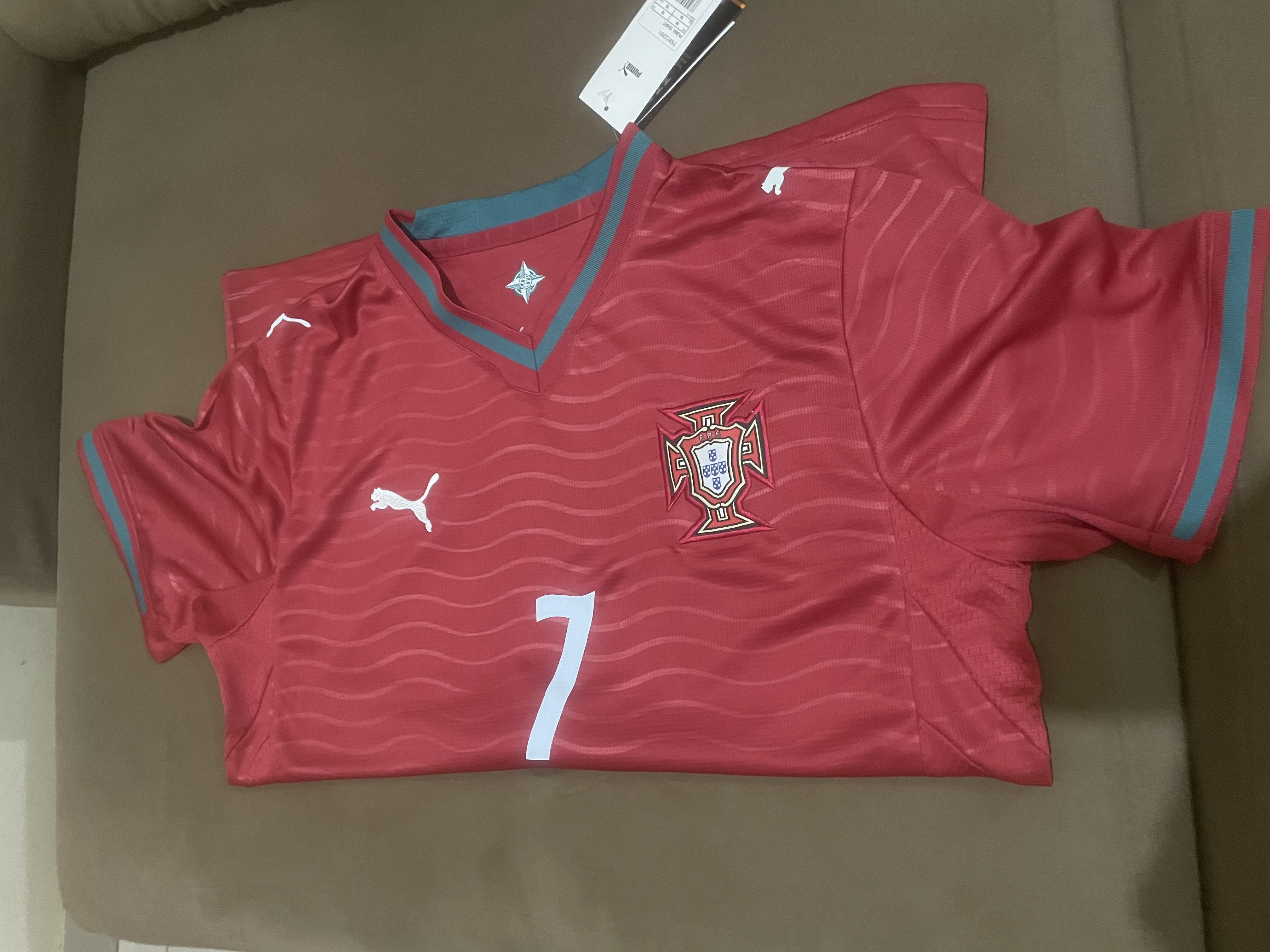 Camisa Torcedor Home de Portugal 2026 review Adriano Gomes 03