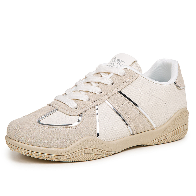 Women Casual Retro Lace Up Sneakers