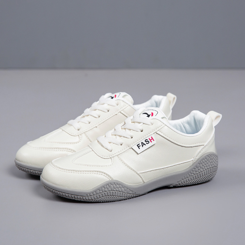 Women Leather Lace Up Soft Sole Casual Sneakers