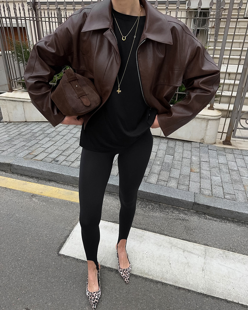Women's Cropped Faux Leather Jacket, Collared Button-Down Coat with Flap Pockets, Casual Outerwear for Spring &amp; Fall