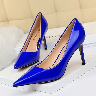 Simple shiny patent leather high heels for women 1 02