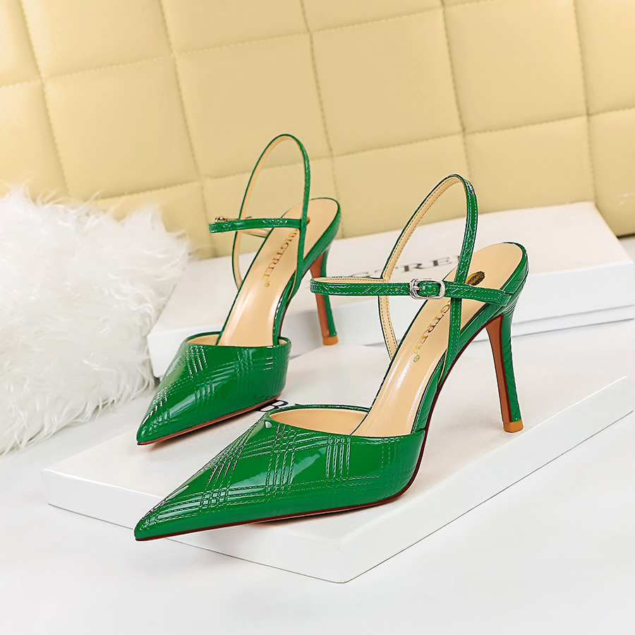 Patent leather solid color high heels 22