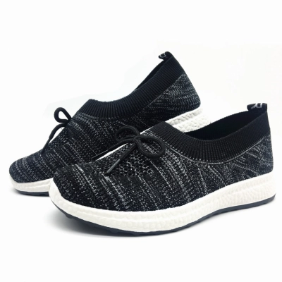 Color‑block Flyknit Slip‑on Lightweight Shoes 01