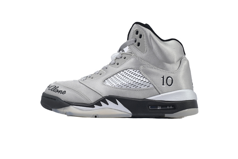 Wmns Air Jordan 5 Retro Wings IO2038-001 