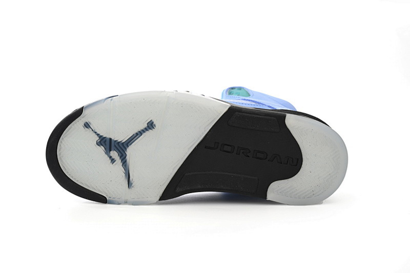 DV1310-401 Air Jordan 5 UNC