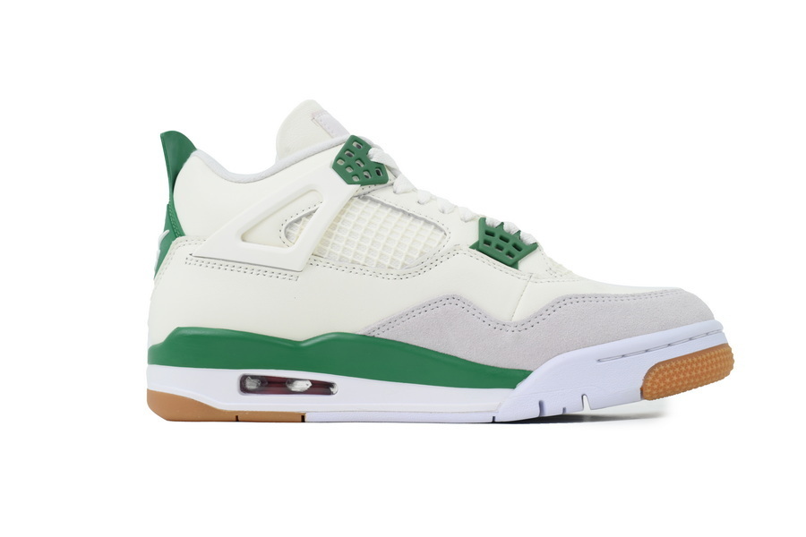 Nike SB x Air Jordan 4 “Pine Green”Calaite DR5415-103 