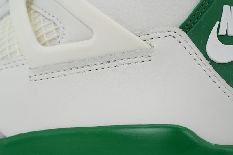 DR5415-103 Nike SB x Air Jordan 4 Pine Green