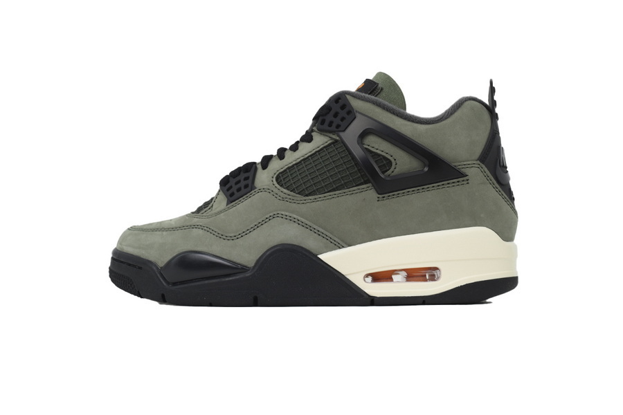 IB1519-200 Undefeated x Air Jordan 4 Retro 2025