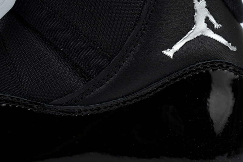 378037-006 Air Jordan 11 Retro Cap and Gown