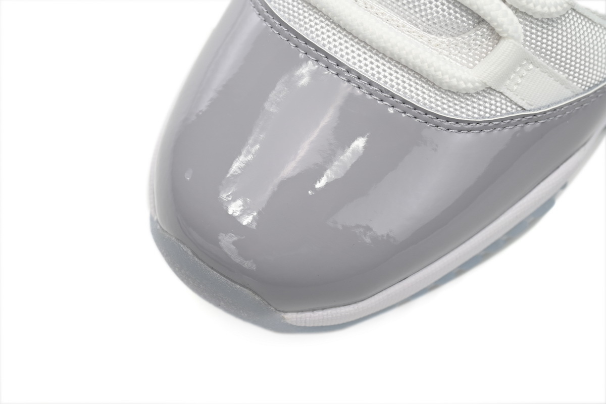  Air Jordan 11 Low “Cement Grey” AV2187-140