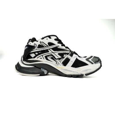 Balenciaga Runner Black White 677403W3RB29010 02