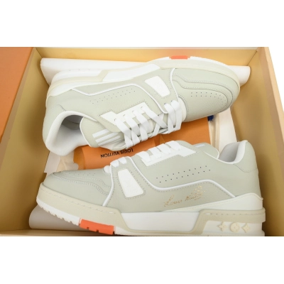 54 LV Louis Vuitton Trainer Grey Orange 02