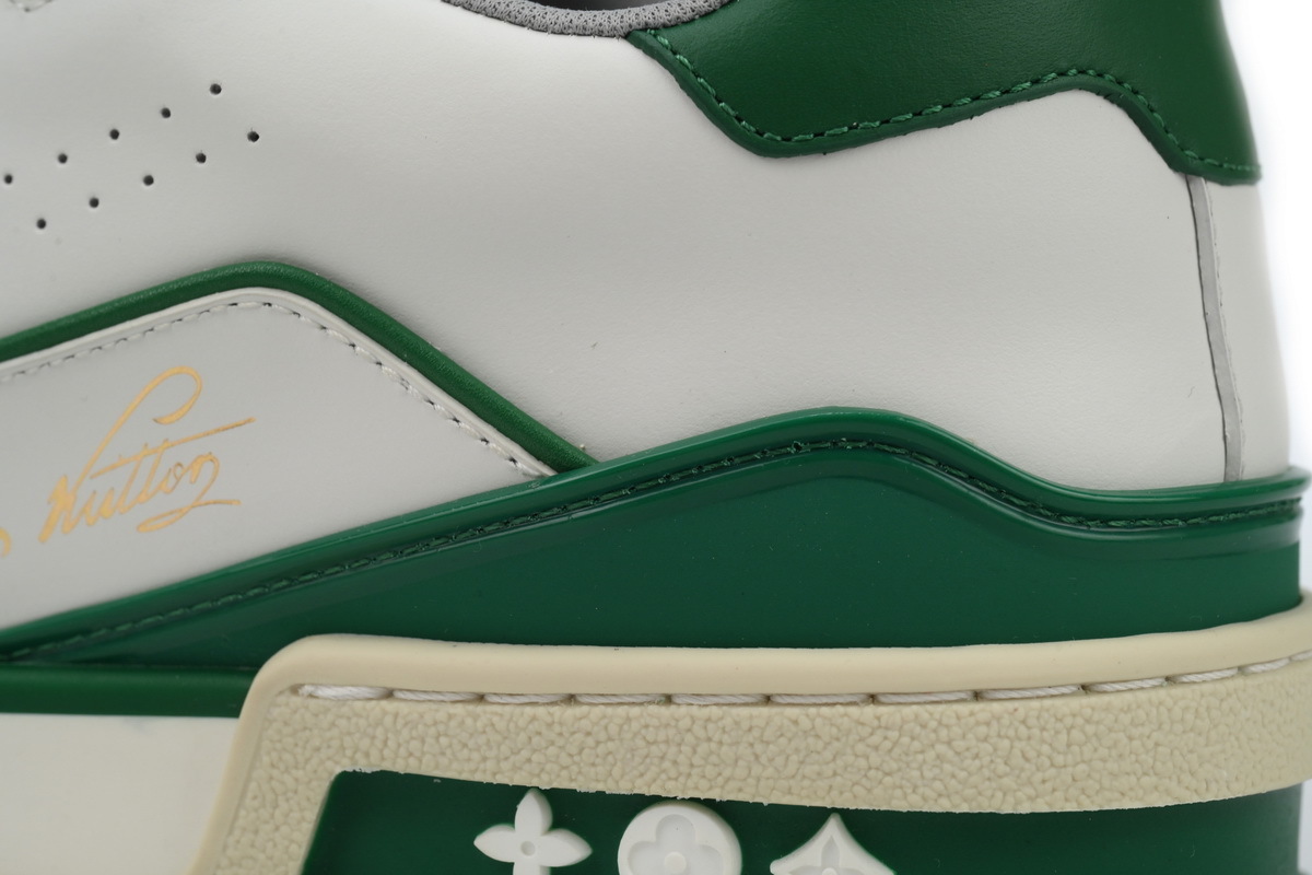 LV Louis Vuitton Trainer White Green