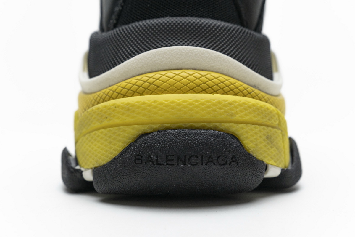  W06E1 1078 Balenciaga Triple S Black Yellow