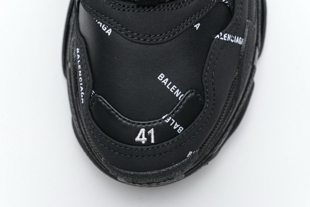  W06E2 2020 Balenciaga Triple S Black