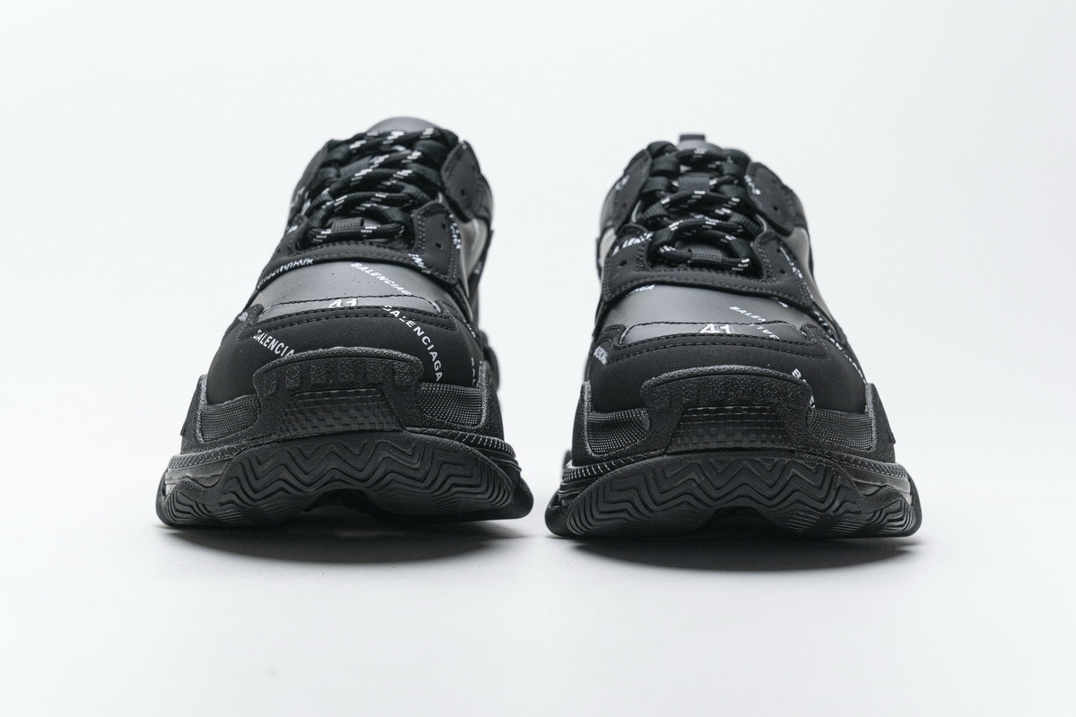  W06E2 2020 Balenciaga Triple S Black