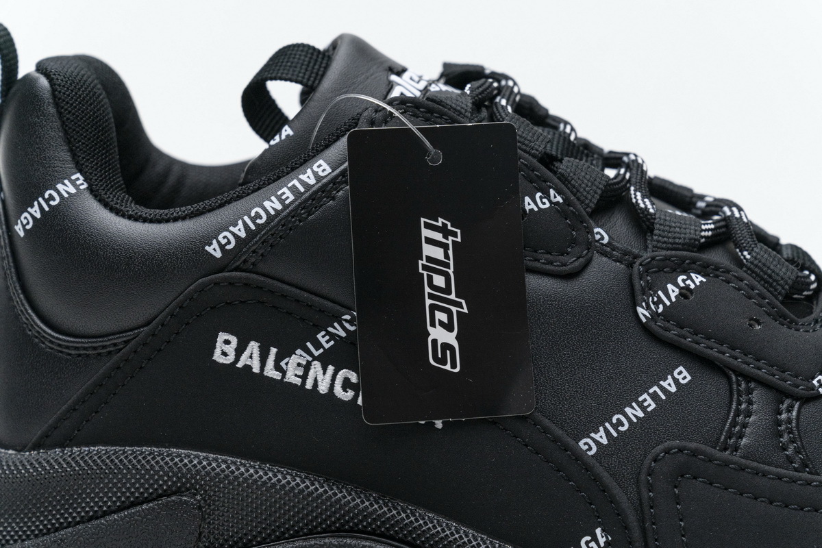  W06E2 2020 Balenciaga Triple S Black