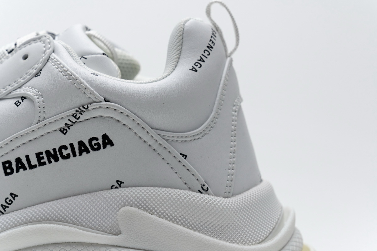  W06E2 2021 Balenciaga Triple S White