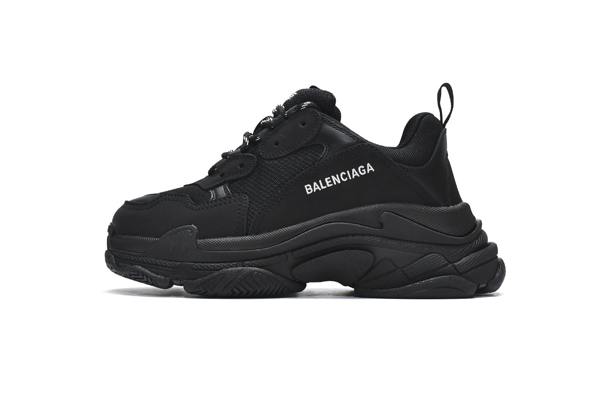  W0901 1100 Balenciaga Triple S Black