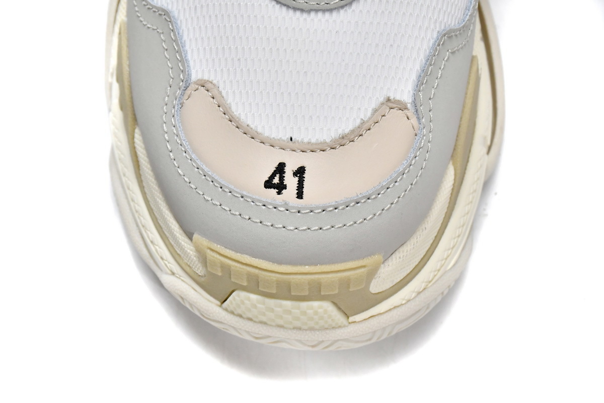  W09E1 9000 Balenciaga Triple S White