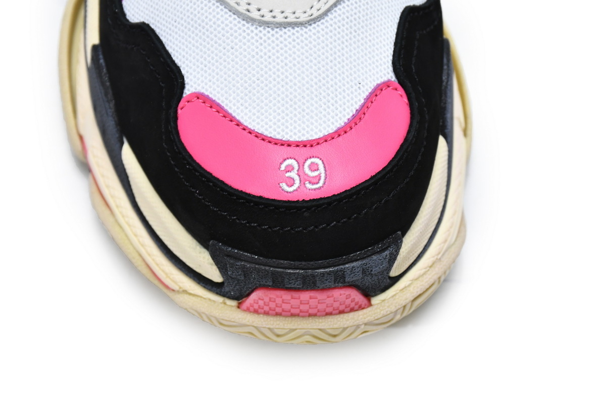  W09O6 5671 Balenciaga Triple S Black Pink