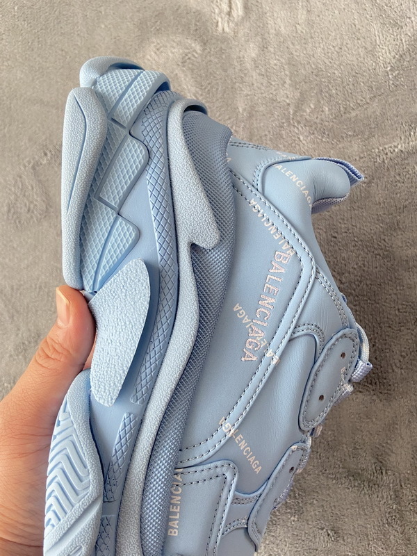  W2FA1 4090 Balenciaga Triple S Moonlight