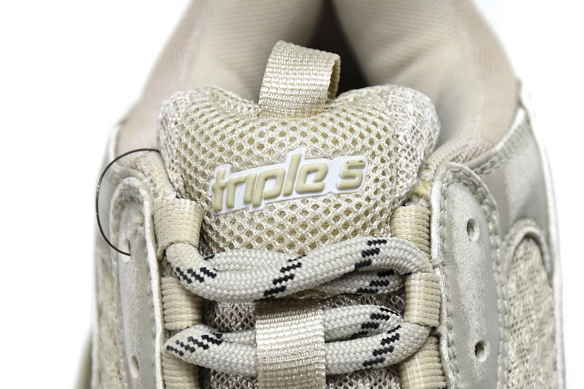  W3CN3 9700 Balenciaga Triple S Beige