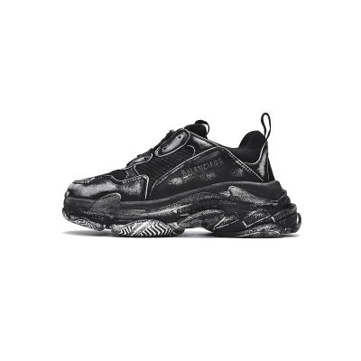  WN3 1000 Balenciaga Triple S Black 01