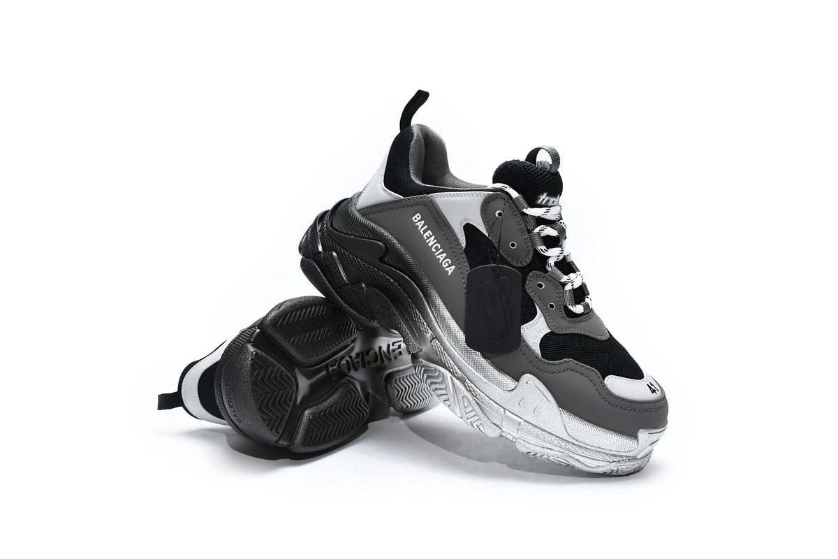 CA0LJ W2FA1 9108 Balenciaga Triple S Graded Grey