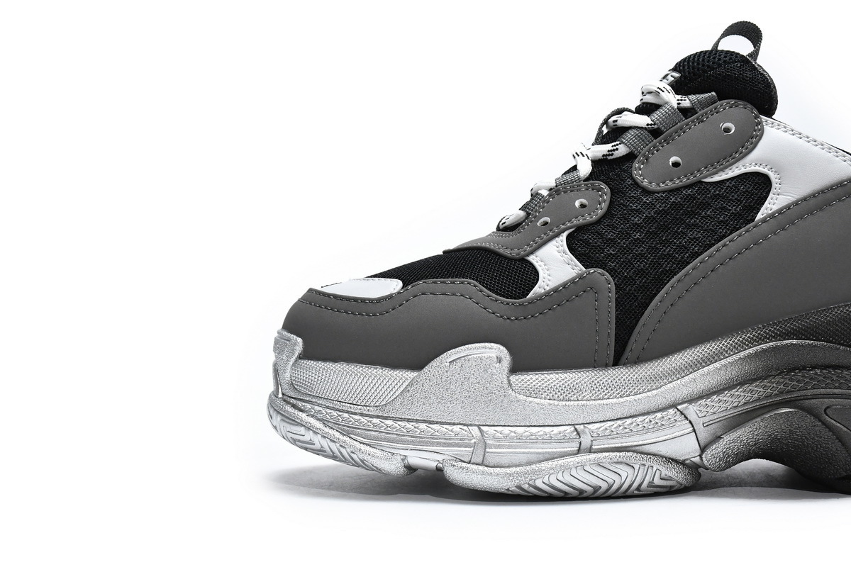 CA0LJ W2FA1 9108 Balenciaga Triple S Graded Grey