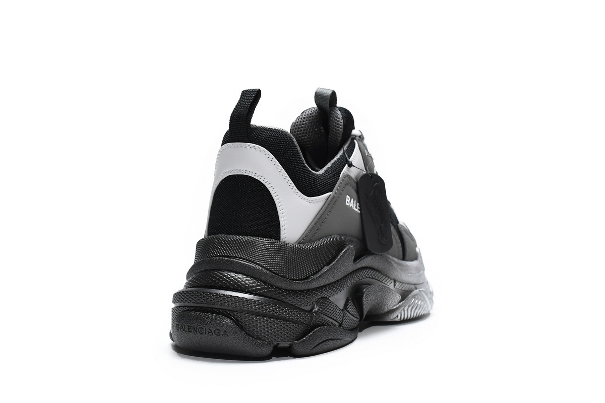 CA0LJ W2FA1 9108 Balenciaga Triple S Graded Grey