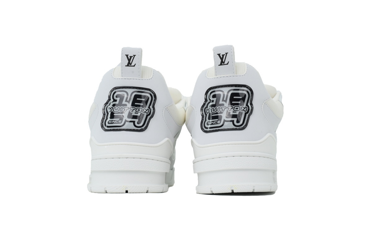 LOUIS VUITTON All White